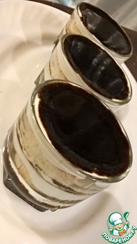 Черемуховое пирожное в бокале