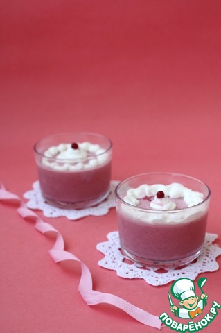 Berry dessert with a surprise