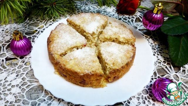 The cheesecake with almond flakes and cherries