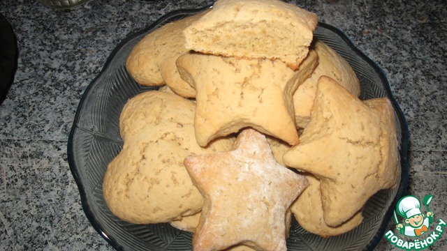 Cookies, coffee with milk