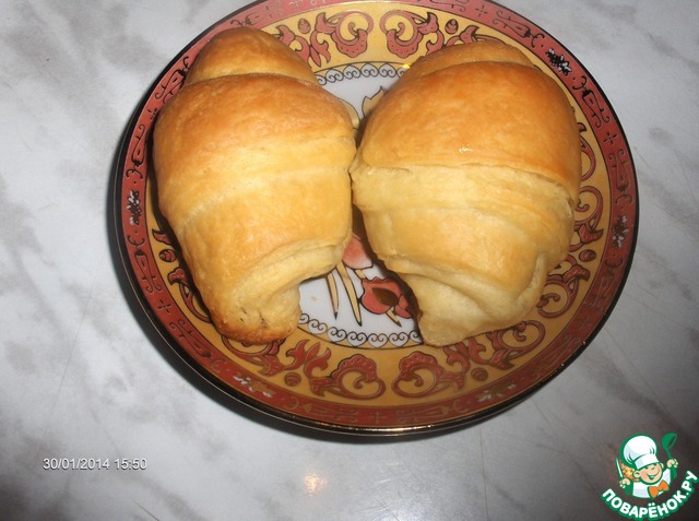 Croissants of puff-yeast dough