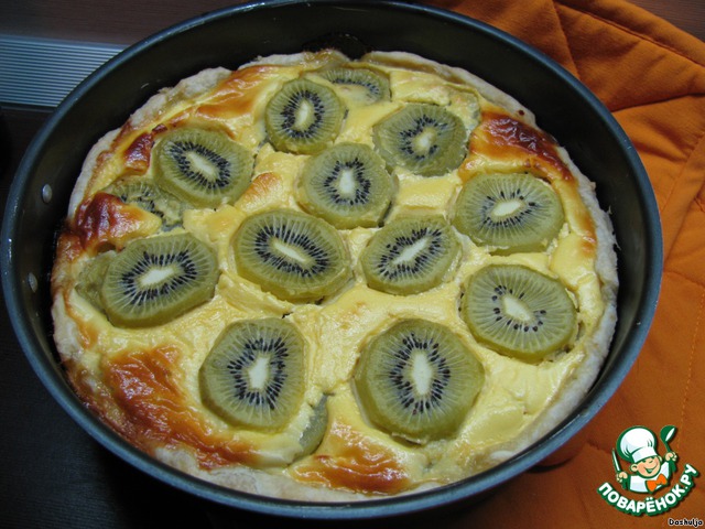 Пирог с киви