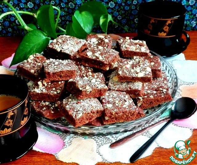 Lenten cookies with cacao and almonds