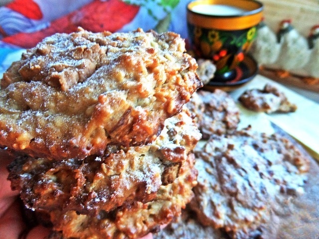 Гречнево-овсяное печенье с ревенем