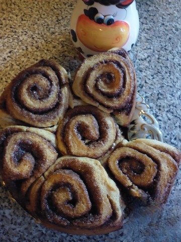 Cinnamon rolls