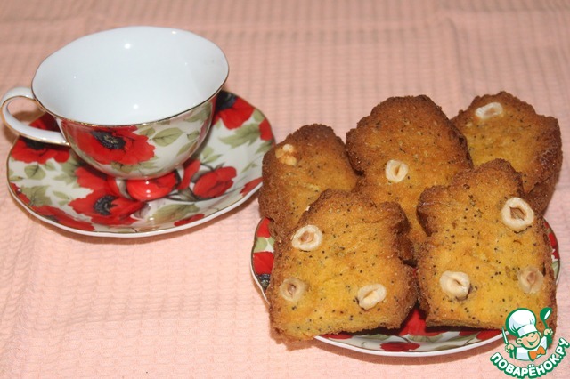 Biscotti with hazelnuts and poppy seeds