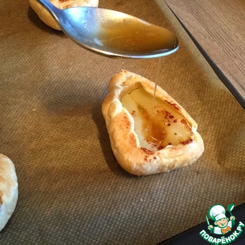 Тарт-татен порционный из груши