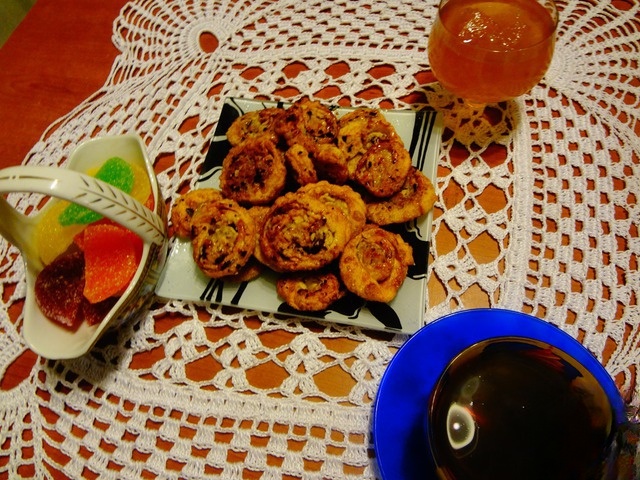 Жареные рулетики с орехами