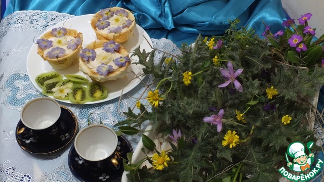 Cream puffs and candied flowers