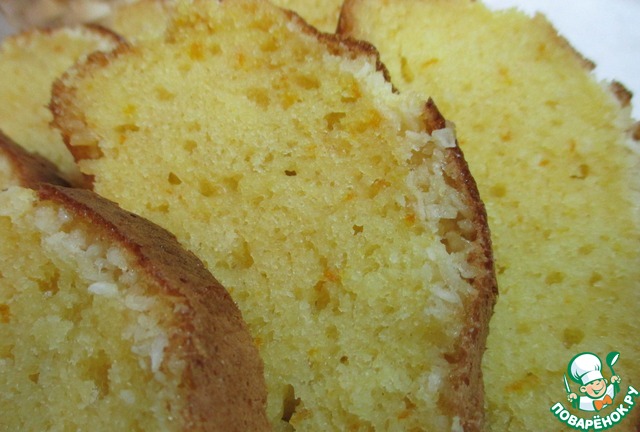 Orange cupcake with a coconut crust