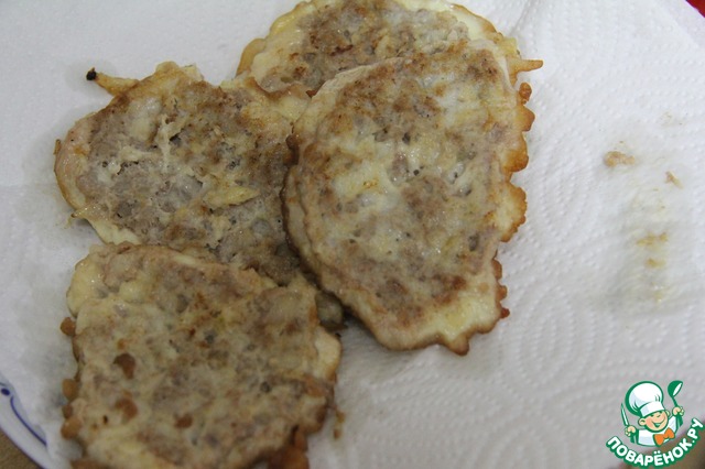 Chicken chops with stuffing 