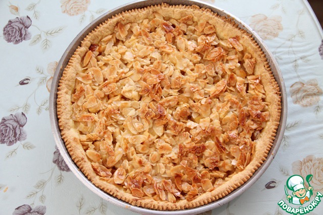 Яблочный пирог с миндальной корочкой