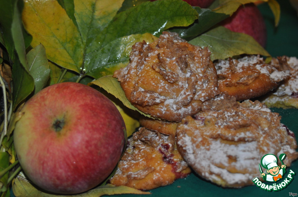 Pumpkin muffins with cranberries 