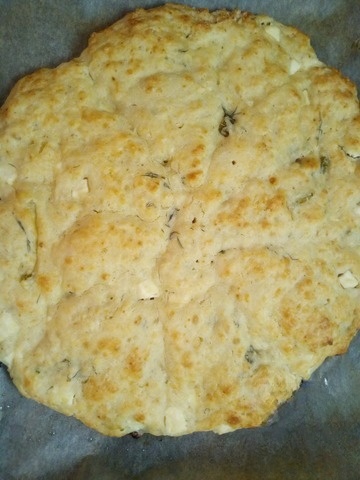 Сконы с маринованными огурцами 