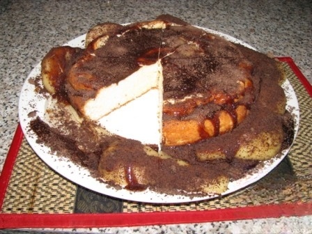 Творожно-манный пирог под шоколадной глазурью