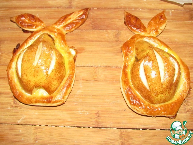 Груши в слойке