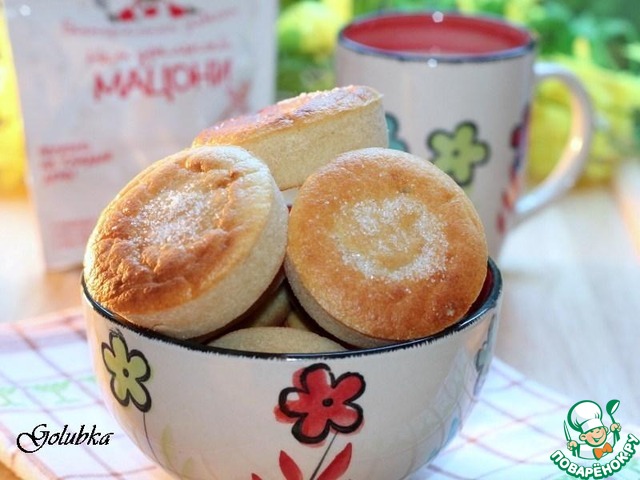 Пышки на домашнем мацони с фруктами