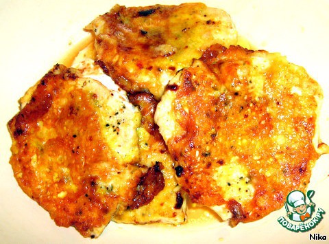 Chicken fillet fried in cheese