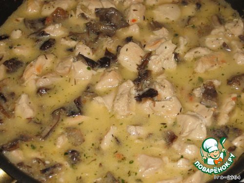 Gravy chicken and mushroom