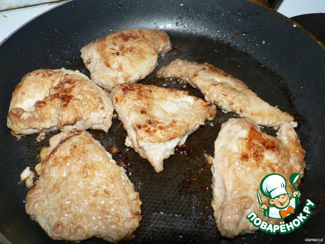 Chicken fillet in sesame