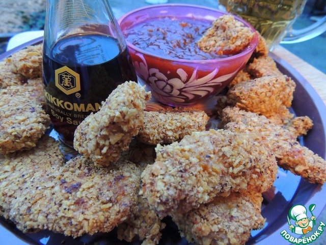 Chicken nuggets with sweet and sour sauce