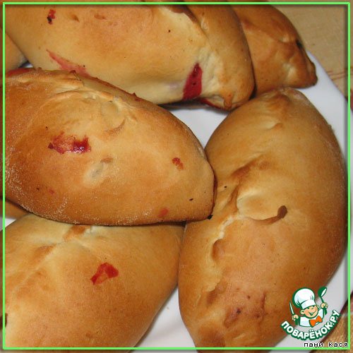 Пирожки с вишней и творогом