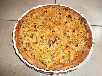 Ossetian pie with mushrooms and vegetables