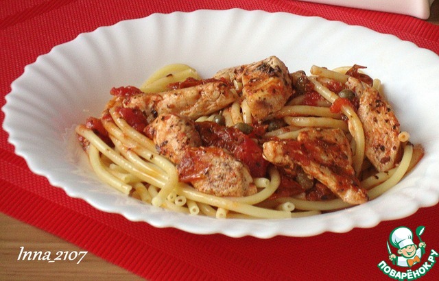 Spaghetti with chicken breast