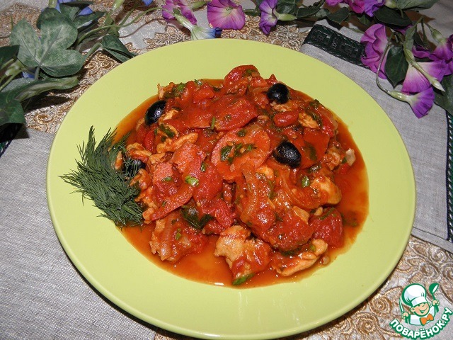 Chicken with smoked sausage in a fragrant gravy