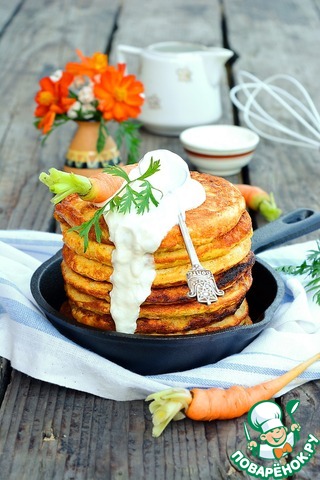 Pancakes with buckwheat flakes and carrots