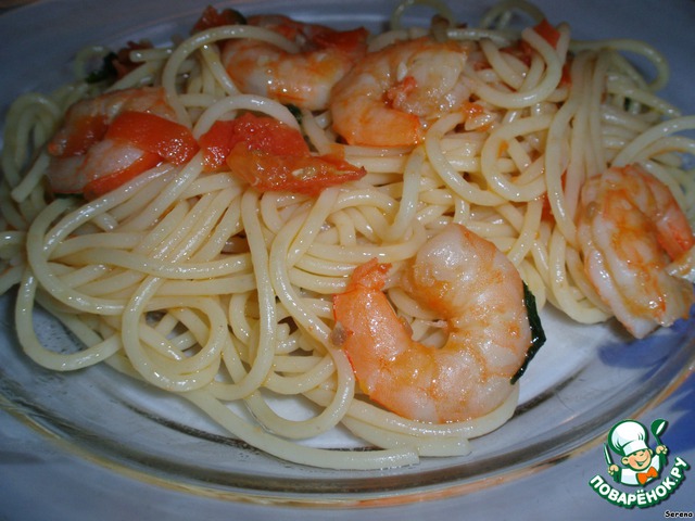 Spaghetti with shrimp tails