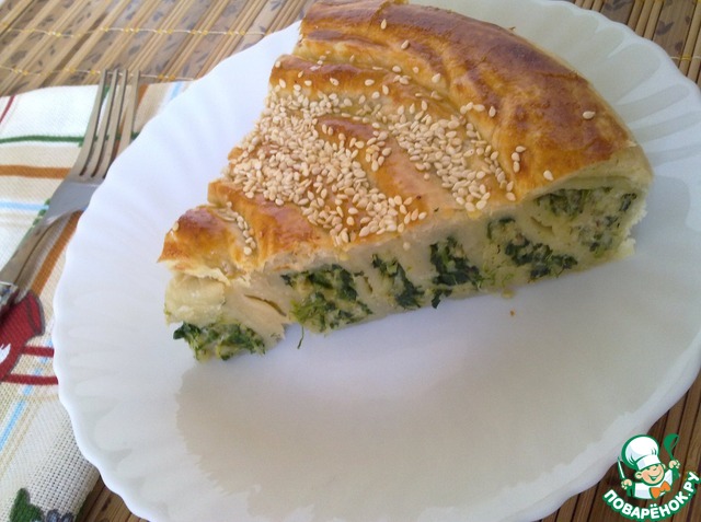 Пирог со шпинатом, овсяными хлопьями и сыром