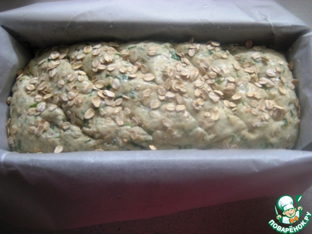 Oatmeal bread with herbs