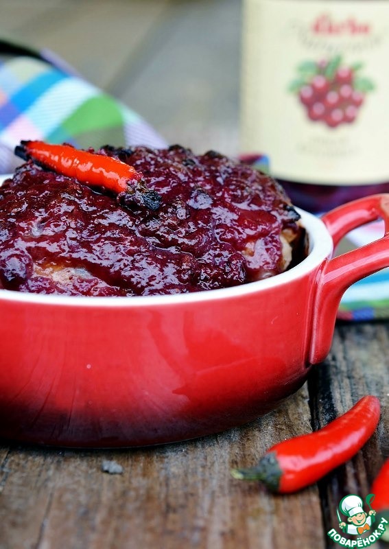 Chicken breast with cranberry butter sauce