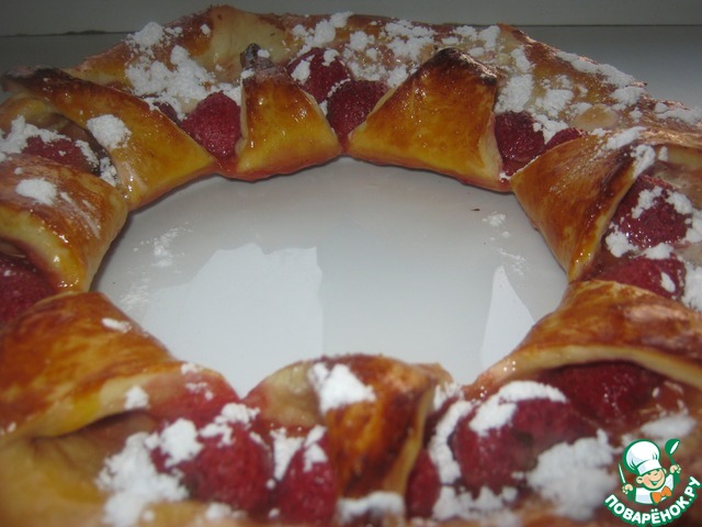 Cake with strawberries 