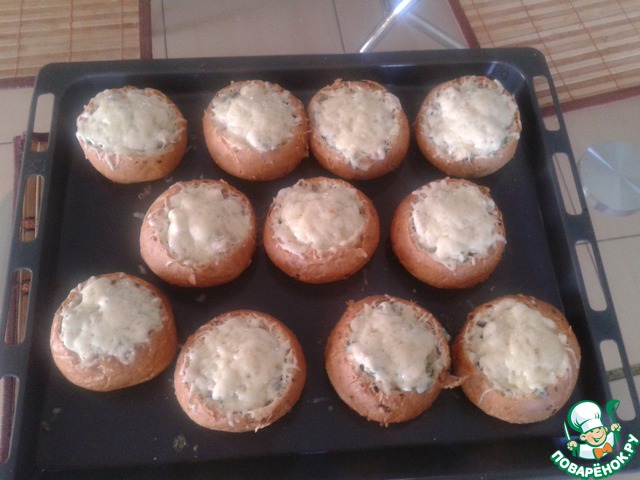 Julien in rolls
