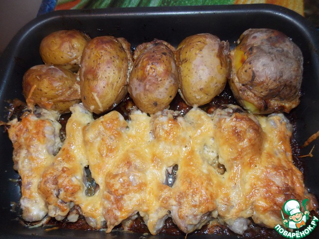 Chicken stuffed potatoes