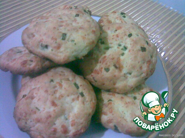 Cheese biscuits with herbs