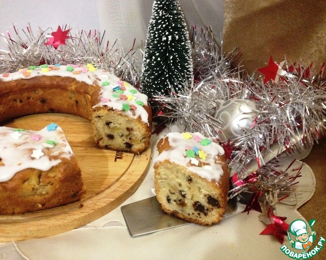 Apple muffin with chocolate