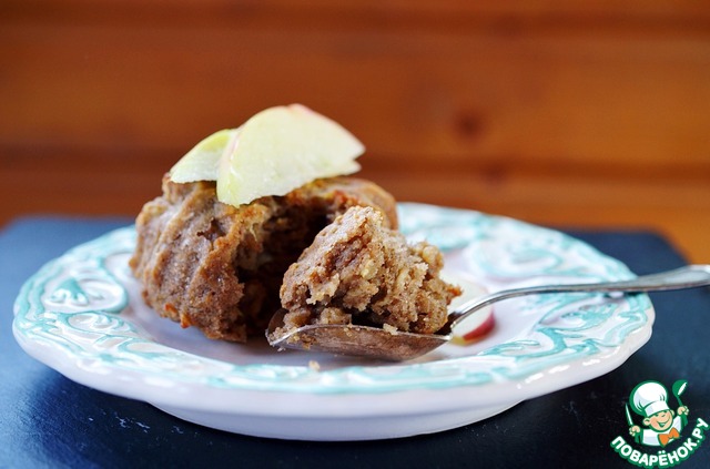Apple muffins with oatmeal