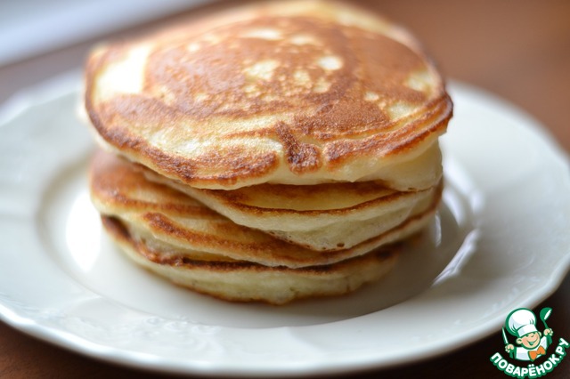 Pancakes with caramel cherries