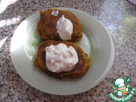 Quick fritters of squash caviar