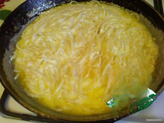 Творожная бабка со спагетти