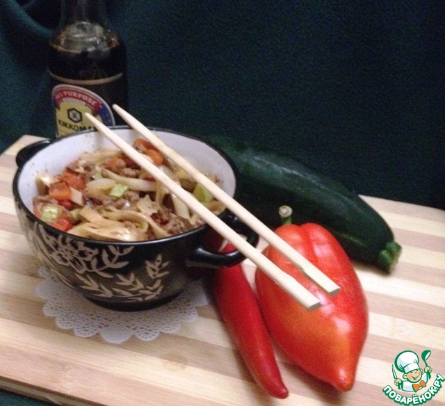 Udon with beef and vegetables