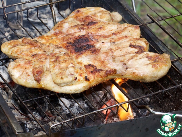 Smoked grilled chicken with bacon