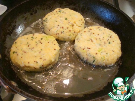 Burgers made from chickpea, rice and quinoa