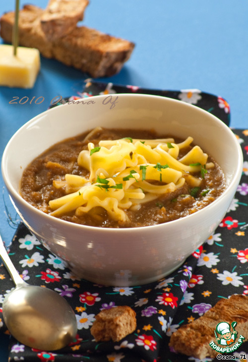 Cуп-пюре из чечевицы с макаронами