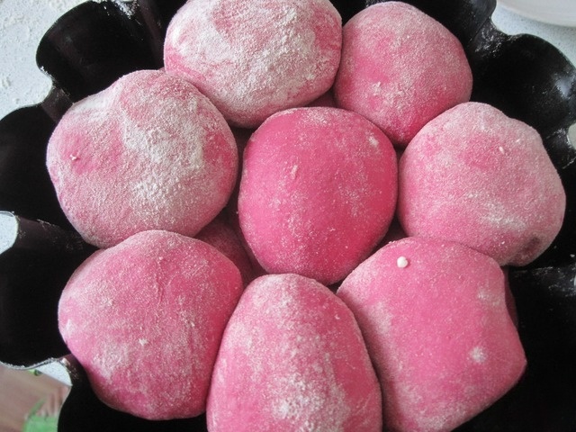 Pink cupcake with curd