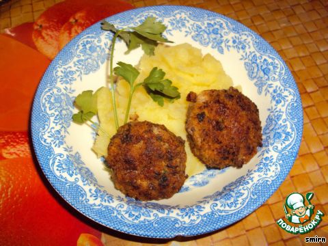 Meat patties with green radish