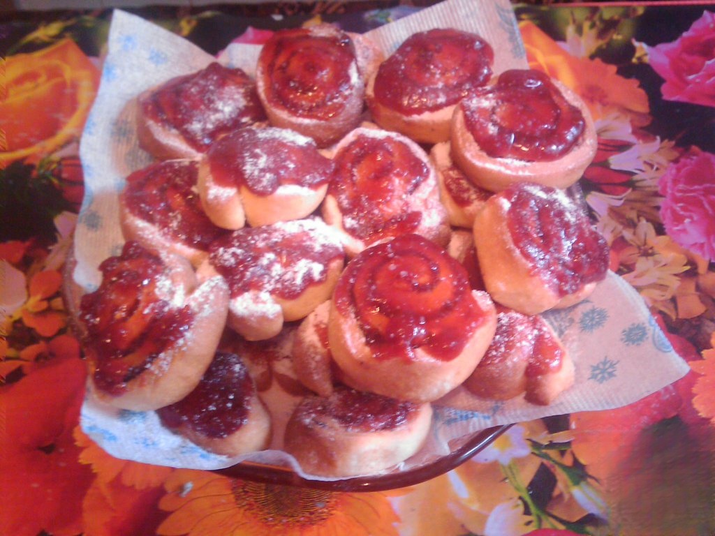 Мини-булочки с фисташками